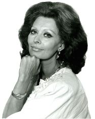 MONDO MODA Sophia Loren10